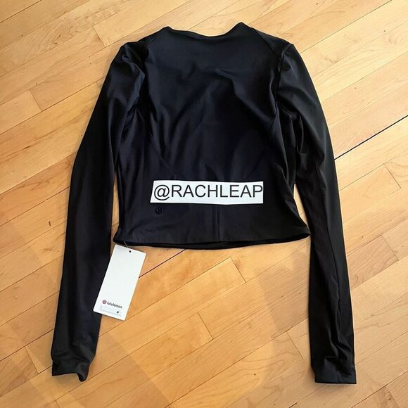 $108 Lululemon Tight Fit Lined Long Sleeve black size large - Picture 3 of 6